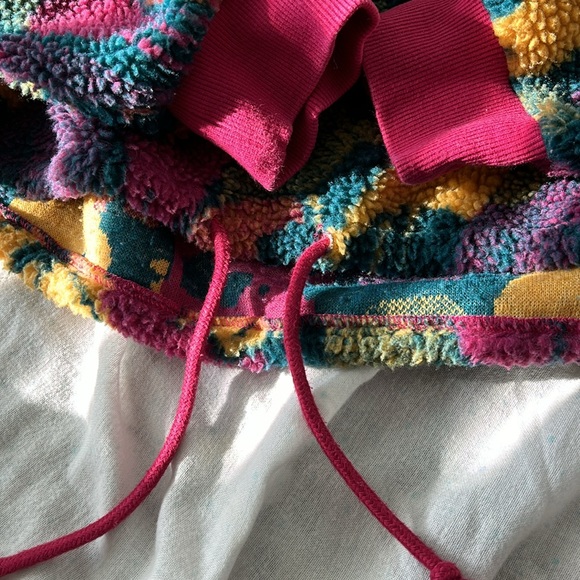 Cropped Quarter Zip - Picture 3 of 3